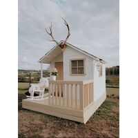 Safari houten speelhuisje Kaketoe - InspiratieSafari houten speelhuisje Kaketoe - Inspiratie